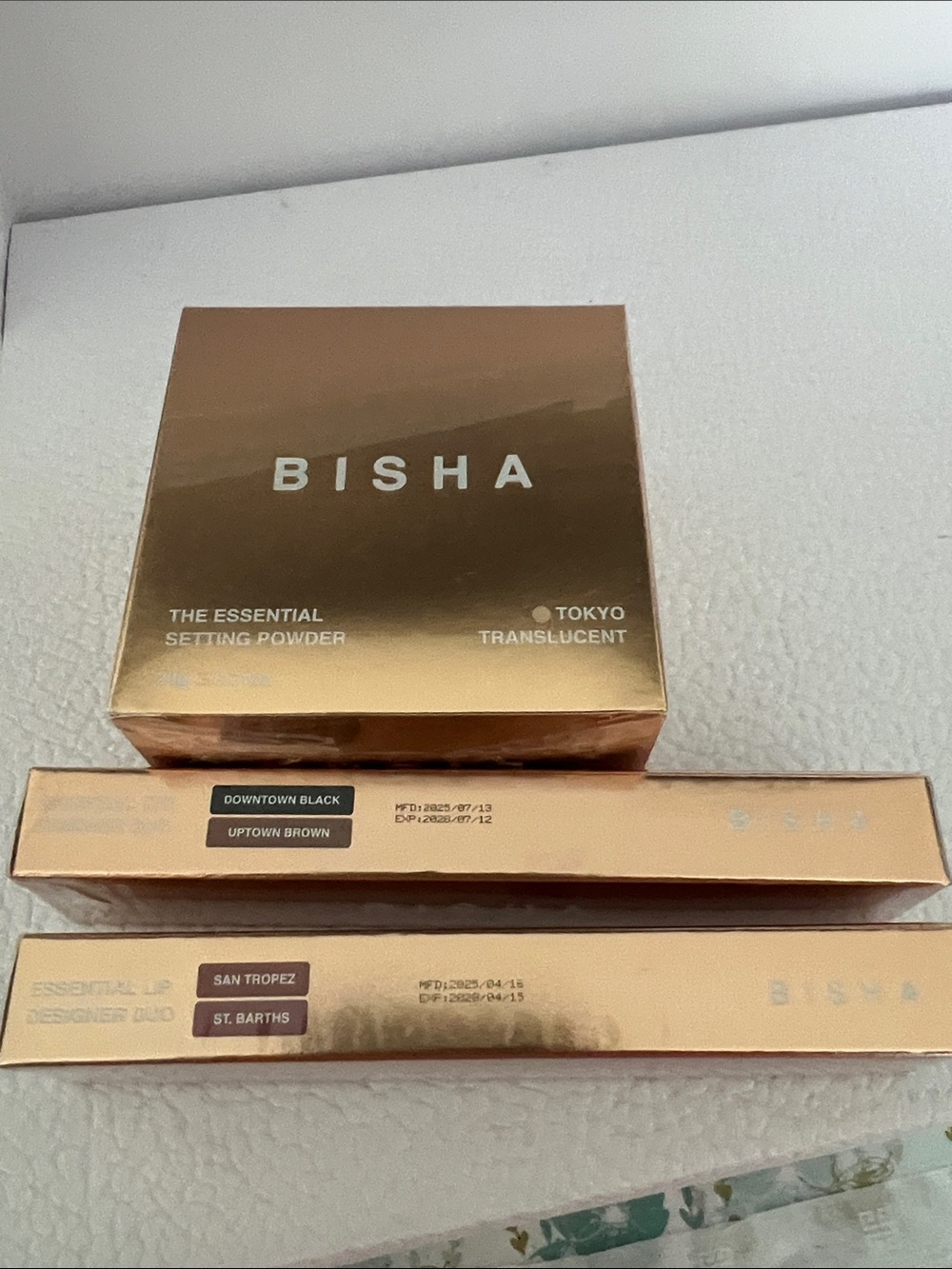 Bisha bundle deal: brand new duo lipliner duo eyeliner and setting powder